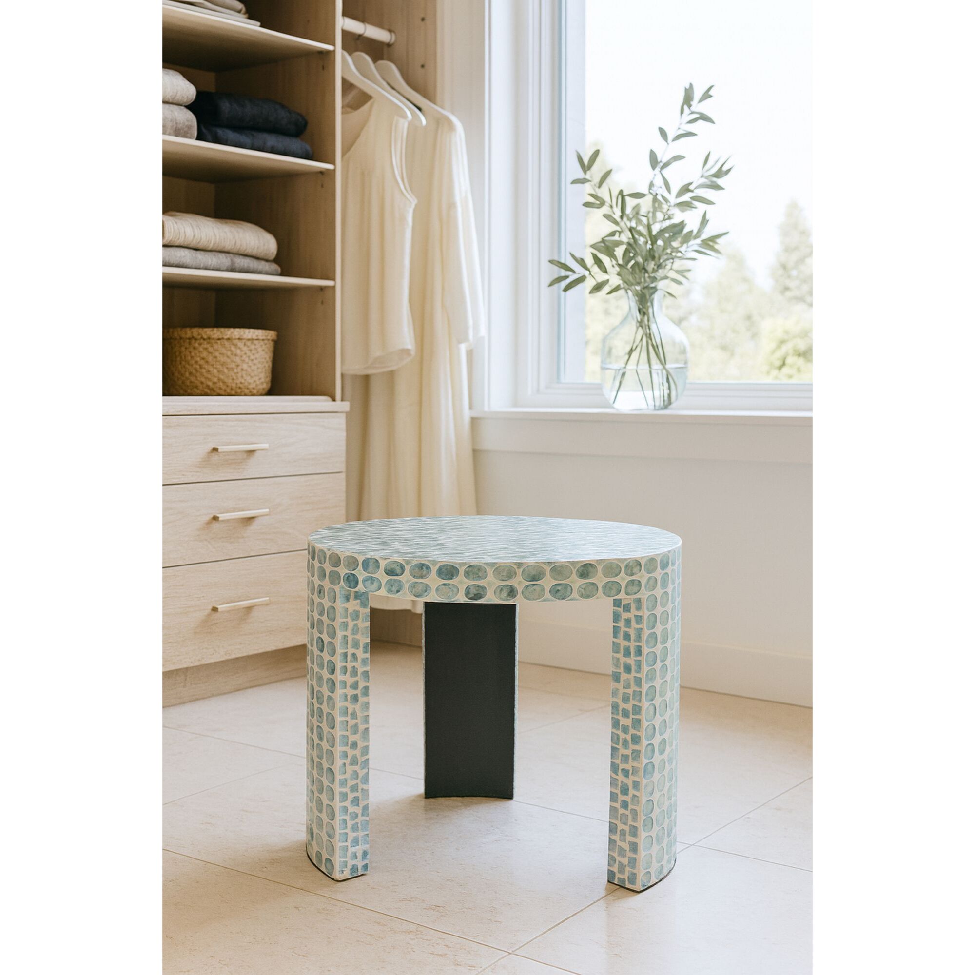 Table d'appoint en coquille de capiz bleu SOLNA