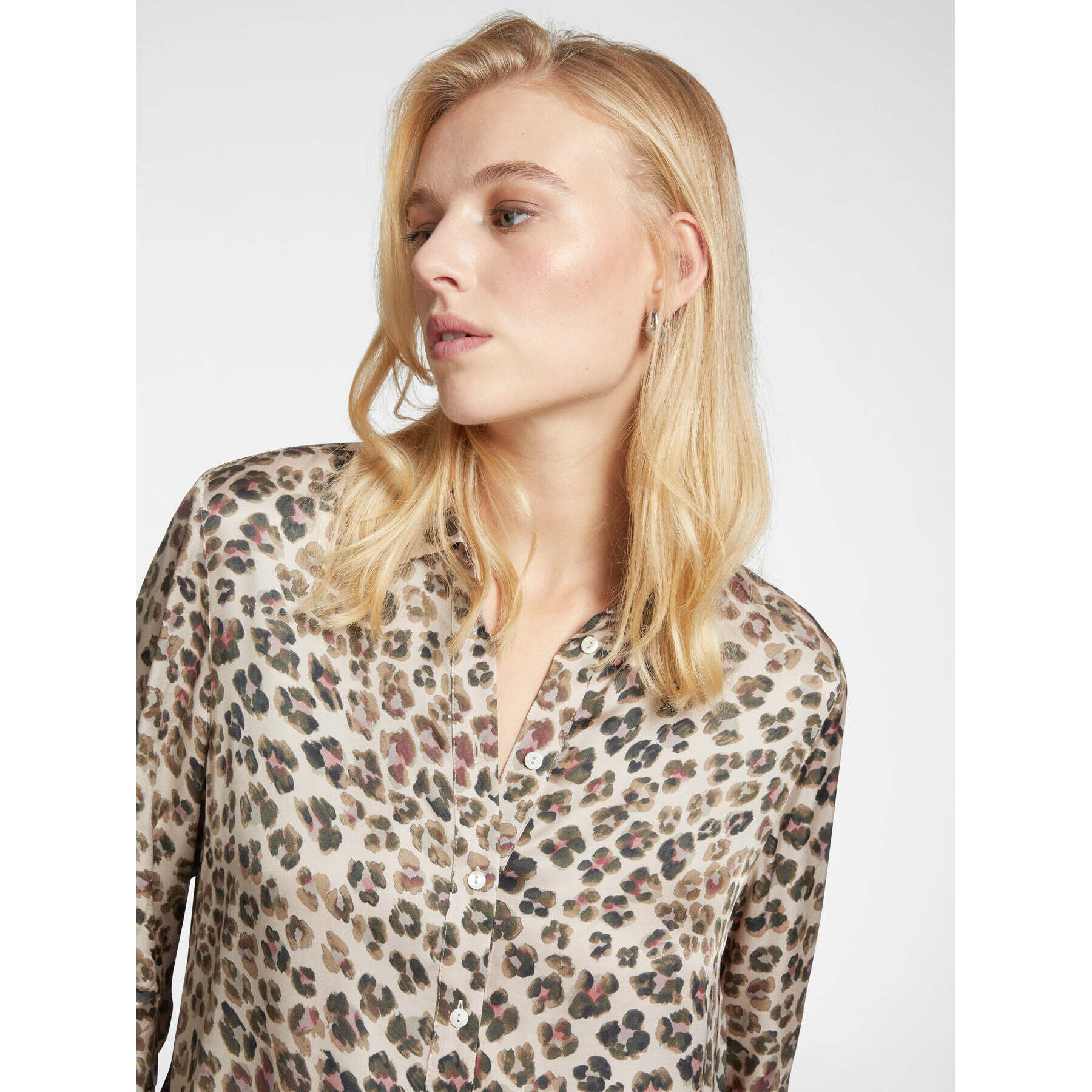 Elena Mirò - Camisa con estampado animalier - Beige