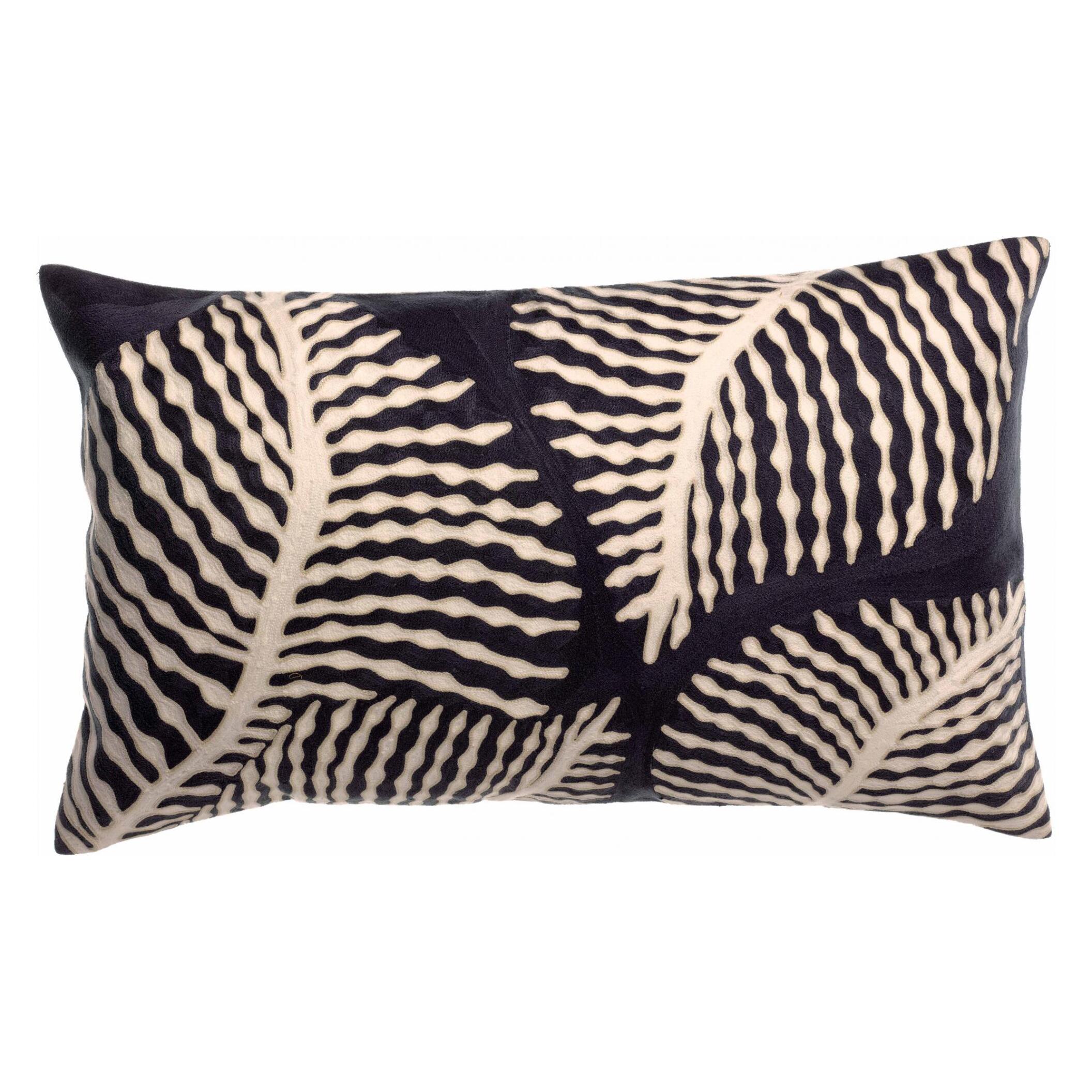 Coussin brodé Flora