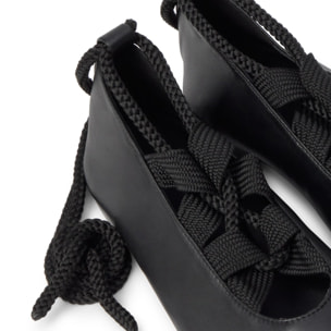 Bailarina plana Havana en napa con cierre de cordones