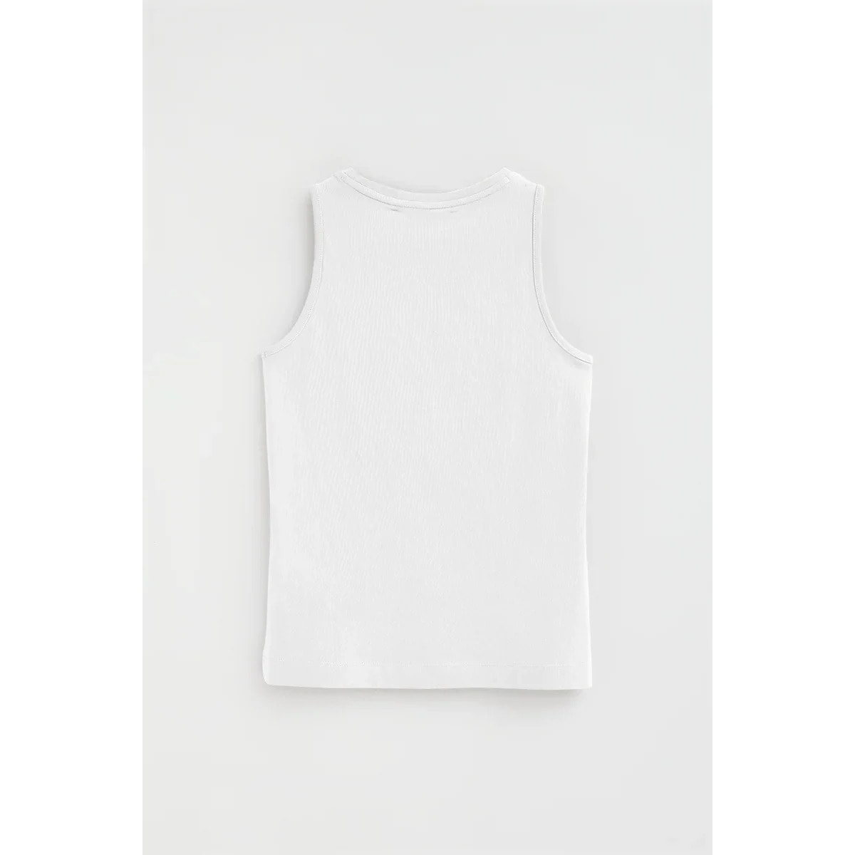 Pack mujer de dos camisetas sin manga blanca y negra de corte slim con bordado Rigby Go