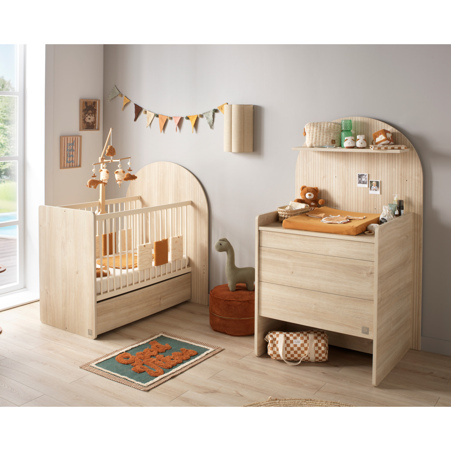 Pack chambre bébé évolutif – lit bébé 120x60 transformable en 90x190 + commode à langer évolutive en bureau