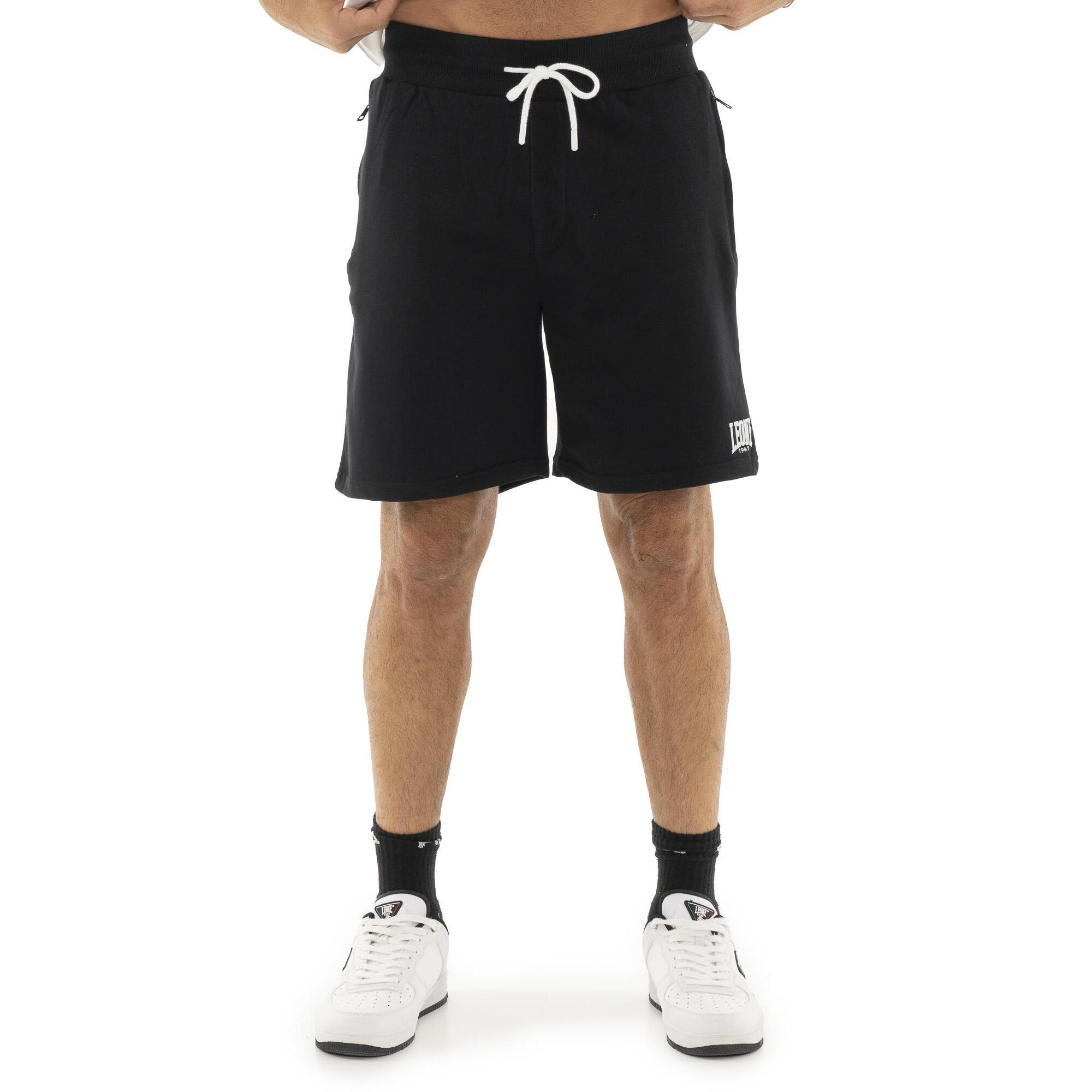 Bermuda uomo con zip e logo piccolo
