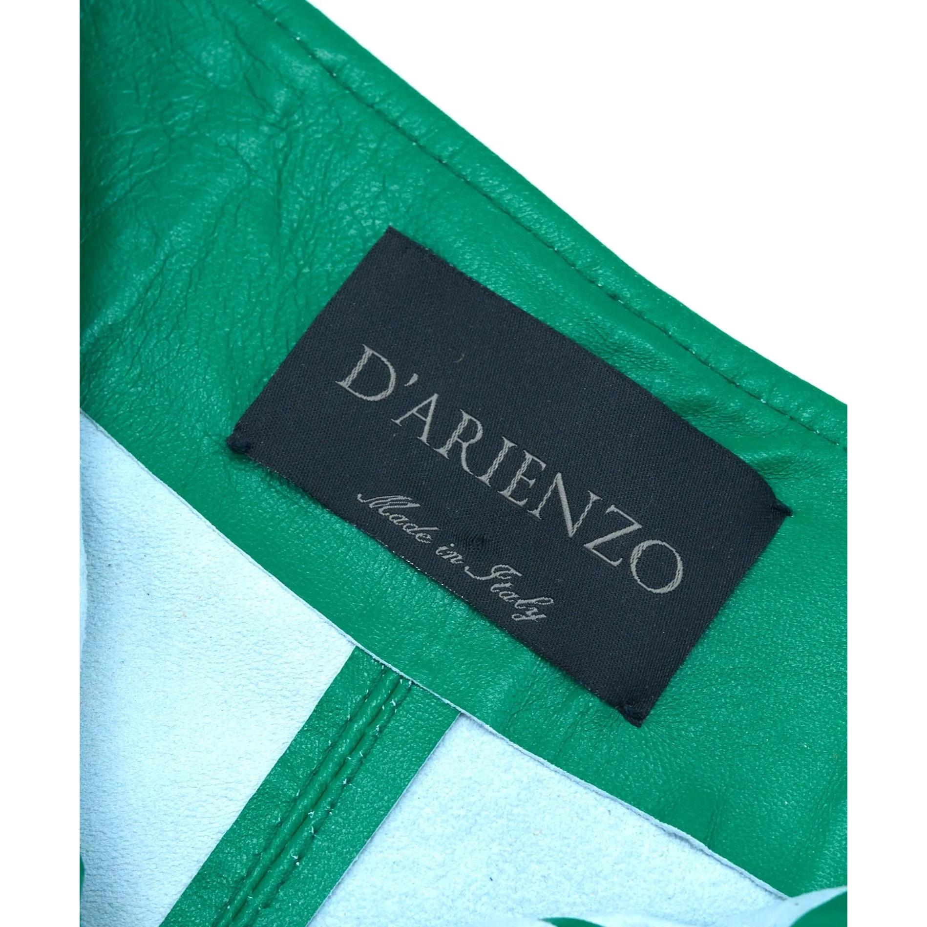 Pantaloncino sfoderato in pelle verde nappa effetto liscio