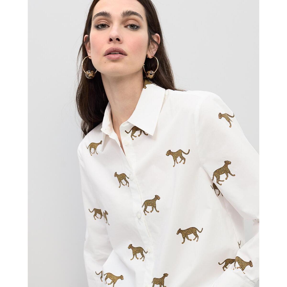 Camicia in popeline con stampa leopardata
