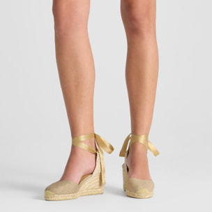 Alpargata Carina cuña de yute en lino metalizado acolchado con cintas