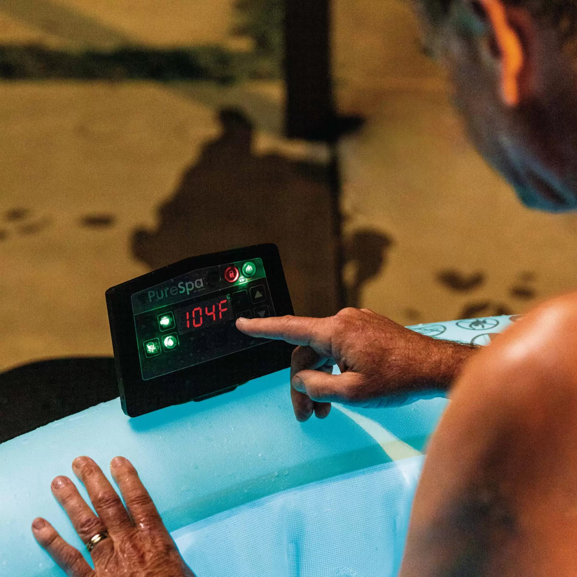 Creta Pro - Intex Idromassaggio Gonfiabile Rotondo PureSpa Bubble Glow Deluxe, 4 Posti, 140 Getti, PVC, LED Multicolore,