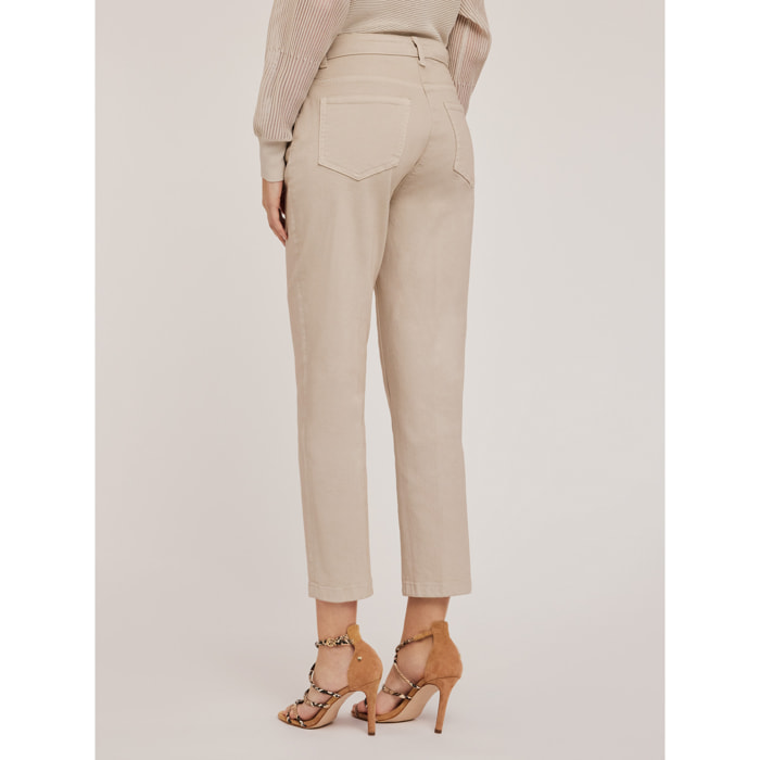 Motivi - Pantalones modelo Carrot de drill Rianne - Beige