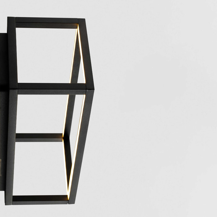 KELA Aplique exterior negro