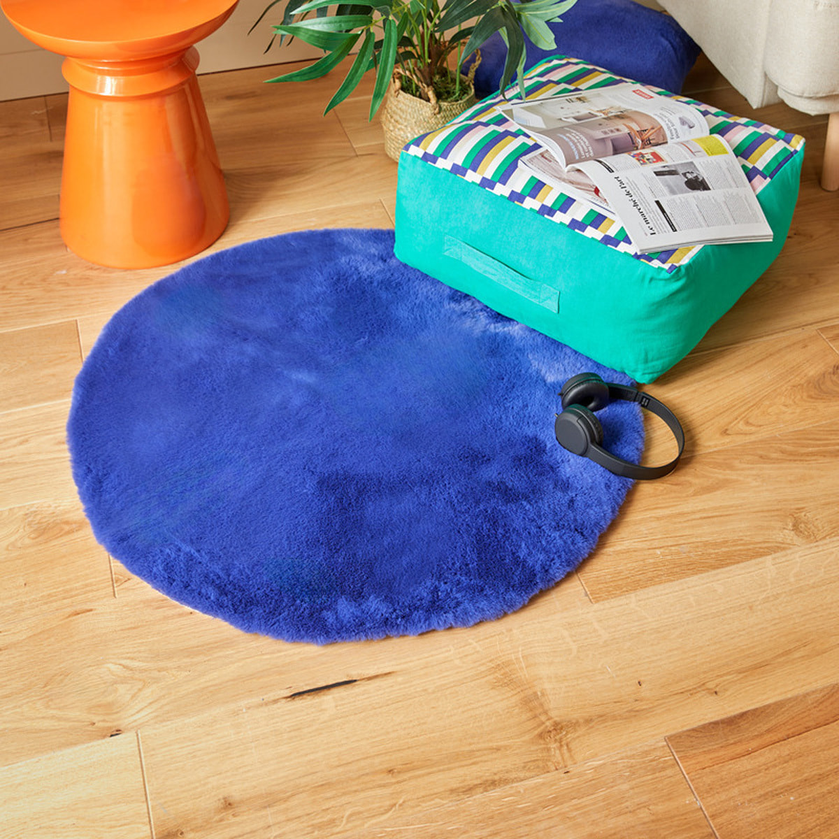 Tapis fausse fourrure "Couka" bleu indigo D80cm