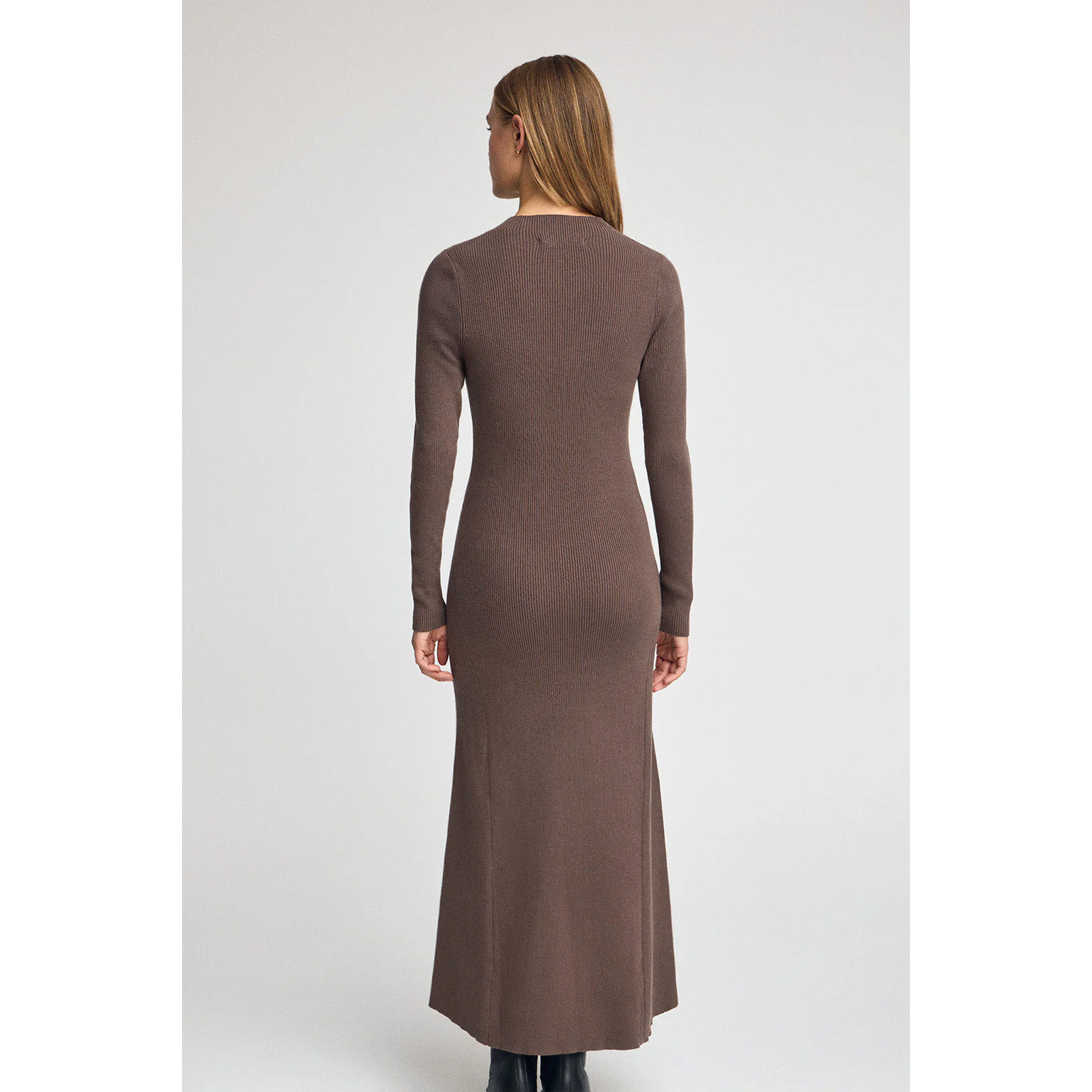 Vestito lungo marrone con collo perkins con logo Polo Club