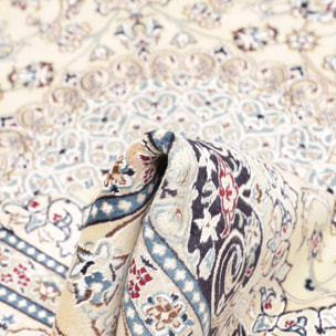 Tapis d'orient au motif oriental, artisanal noué main en laine