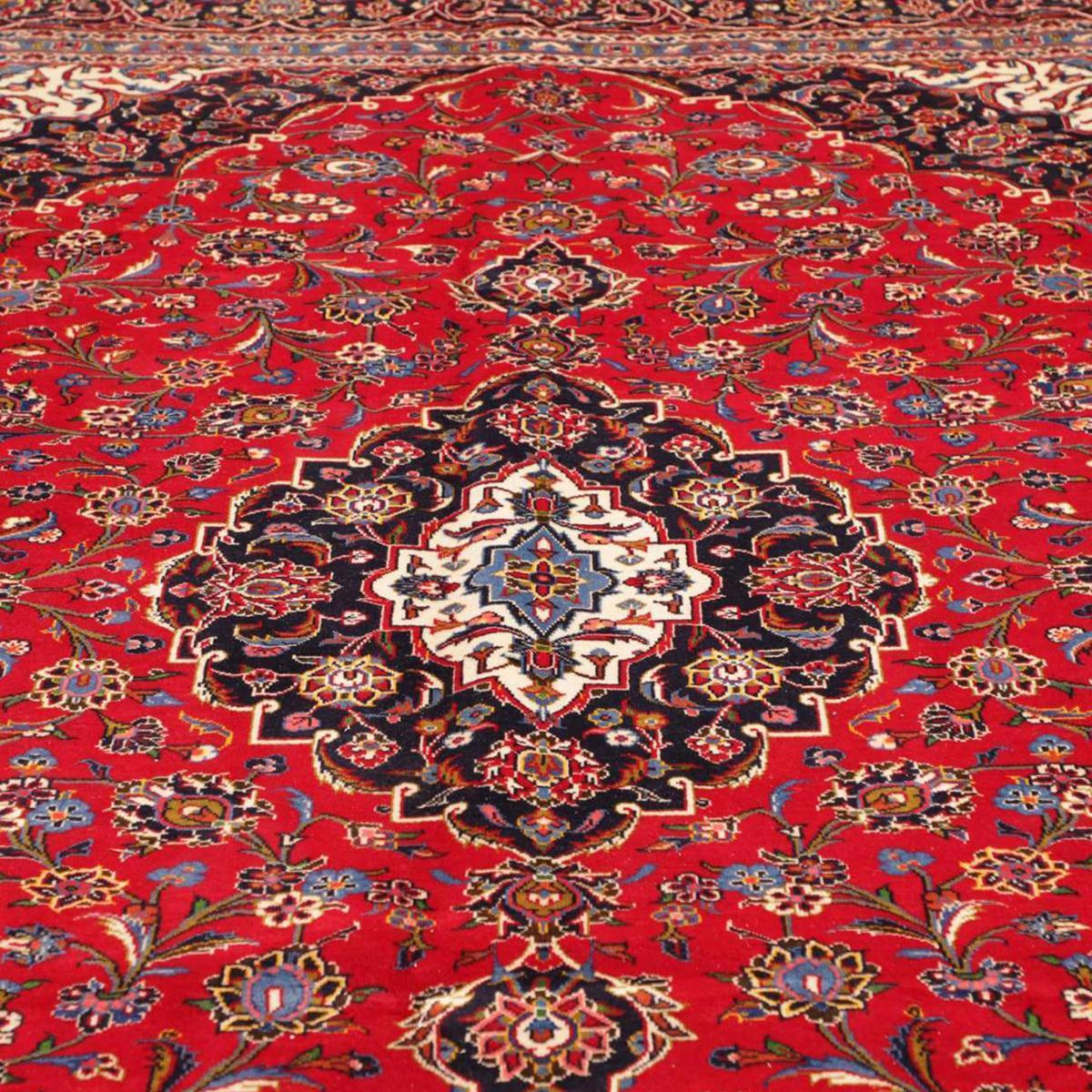 Tapis d'orient au motif oriental, noué main en laine, ARAL