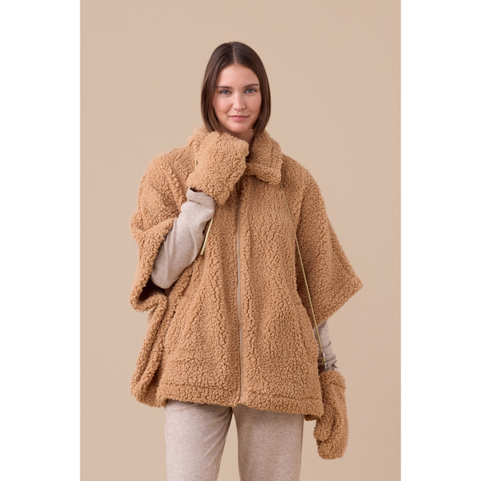 Poncho con guanti eco agnellino articolo unito. Noidinotte