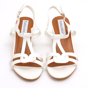 Sandali in simil pelle con tacco comodo