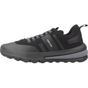 Zapatillas Niño de la marca GEOX  modelo J ACTIVART BOY NEGRO