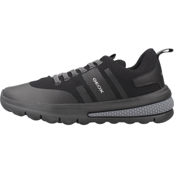 Zapatillas Niño de la marca GEOX  modelo J ACTIVART BOY NEGRO