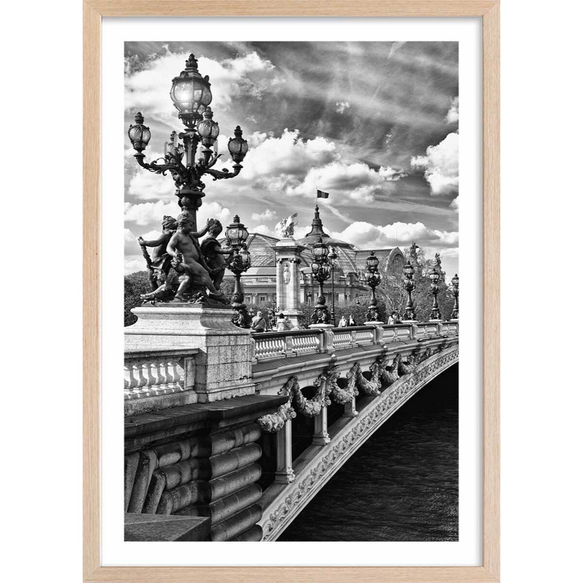 Affiche Paris, Vue du pont Alexandre III Affiche + cadre en bois - Chêne