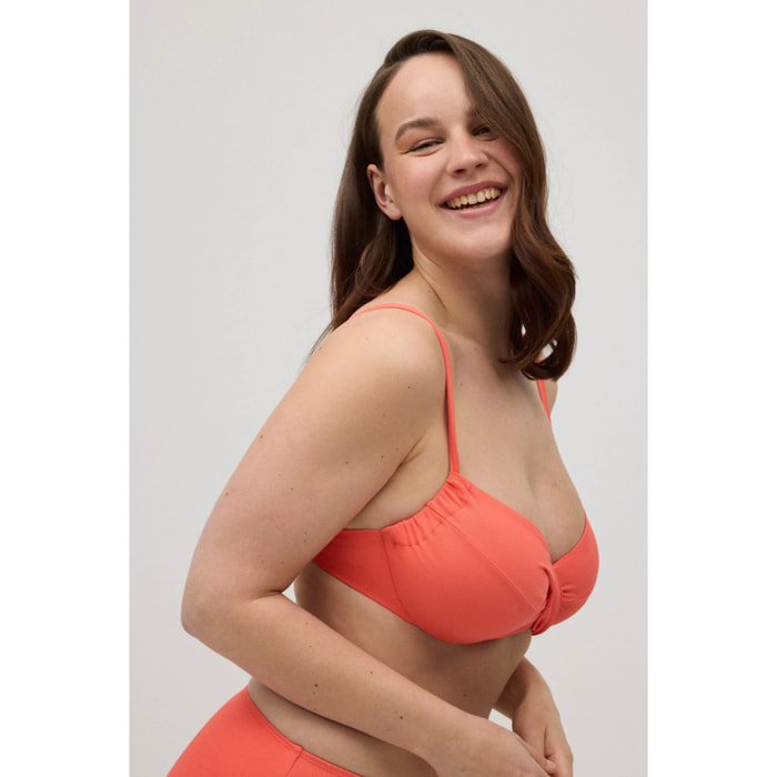 Top bikini snellente in micropiqué corallo per coppe C e D