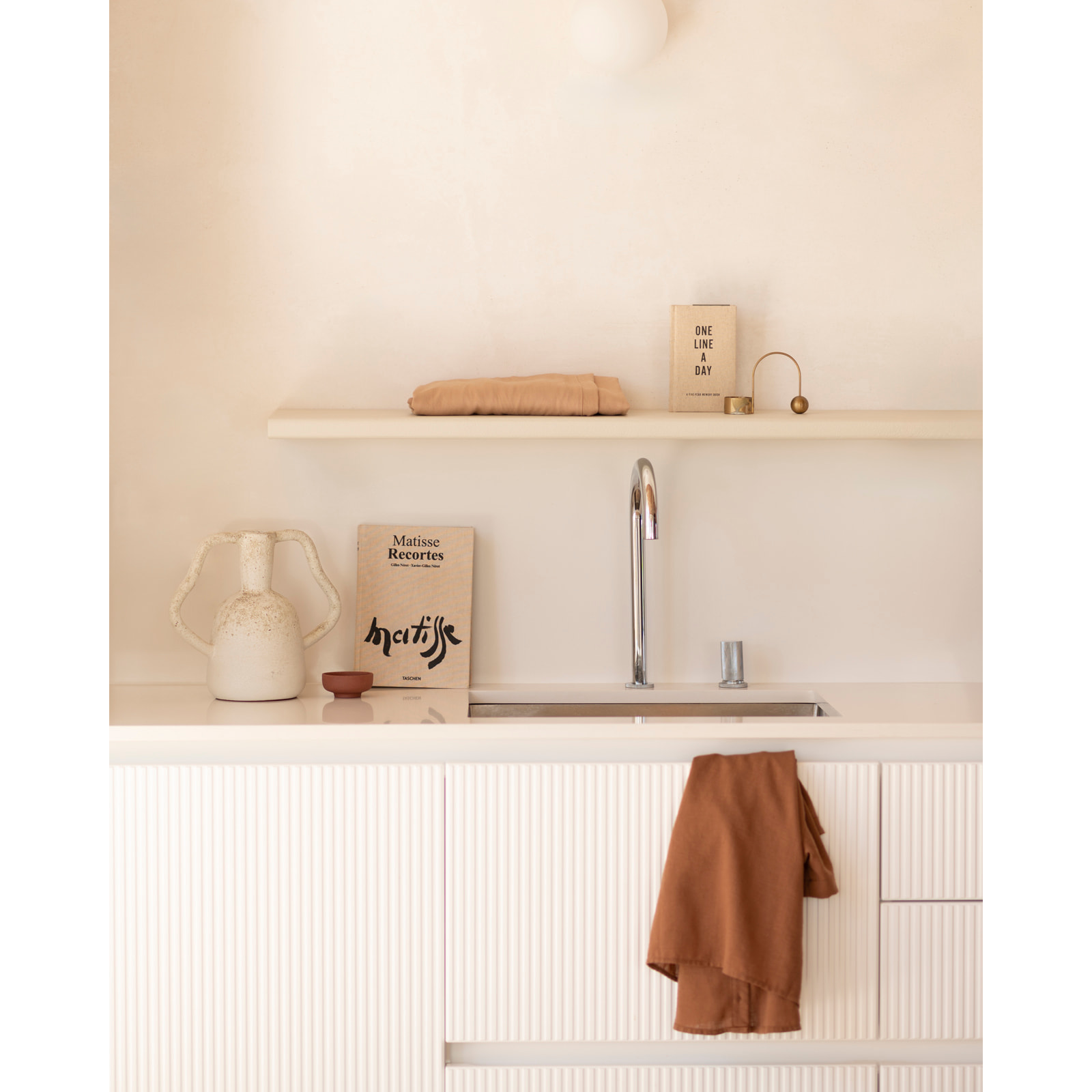 Estante de microcemento en varias medidas