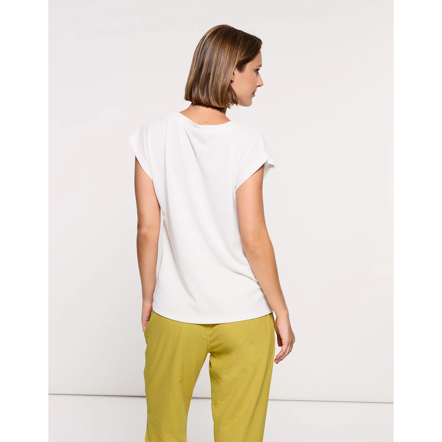 Camiseta Manga Corta Off White - Imara