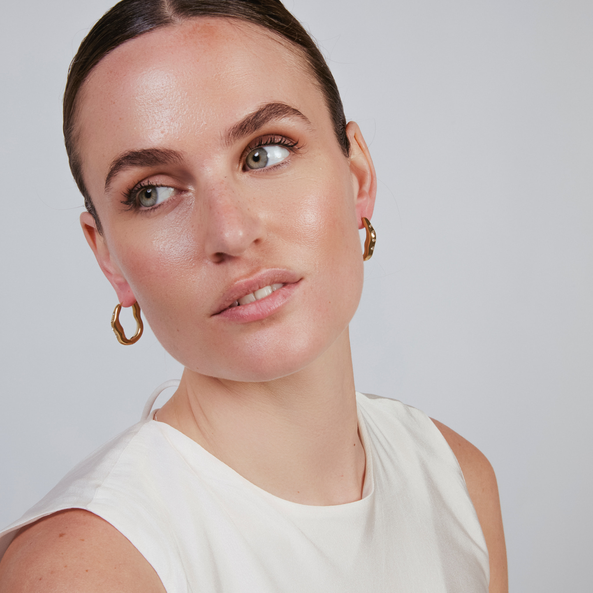 Pendientes Imsil acabado oro amarillo 18k