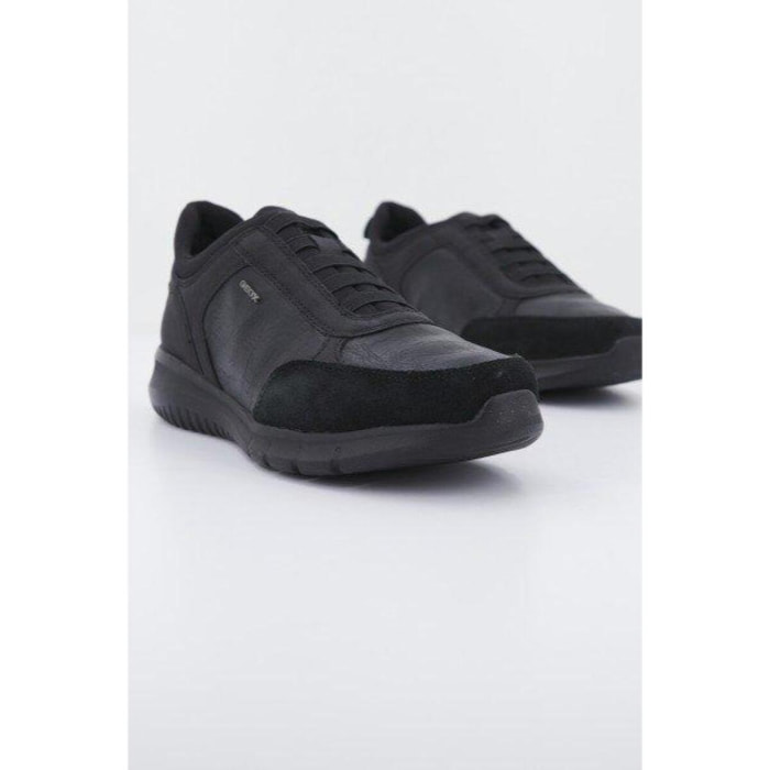 Sneakers de  Hombre de la marca GEOX  modelo U MONREALE NEGRO