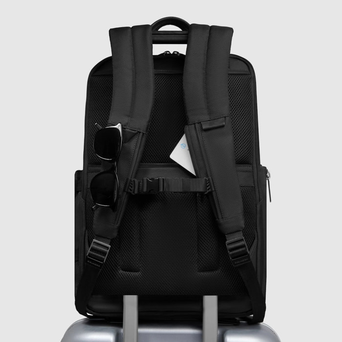 Piquadro Zaino da viaggio per PC e iPad®Pro 12,9 in tessuto riciclato e pelle, compatibile con easyJet