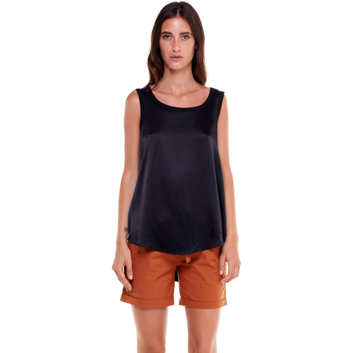 Camiseta de tirantes de raso para mujer en blanco y negro