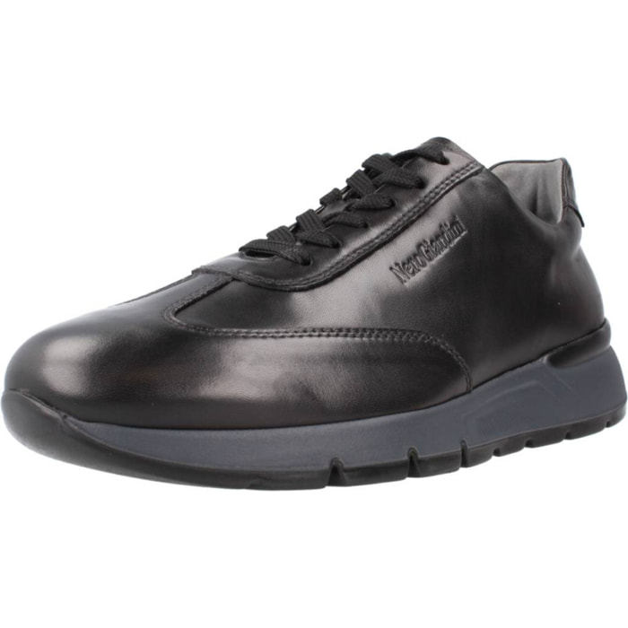 SNEAKERS NERO GIARDINI I303011U