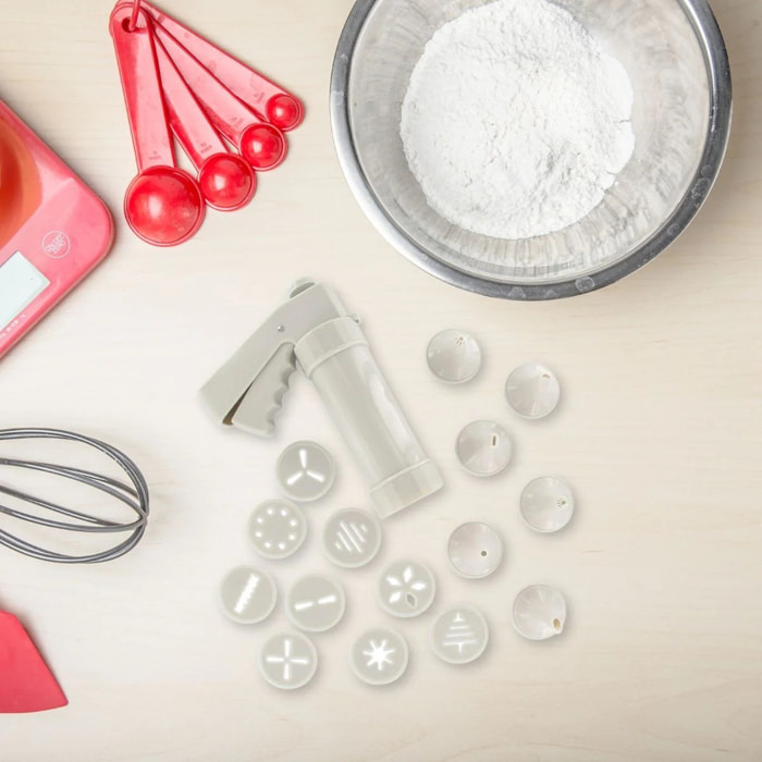 Presse-biscuit et 6 embouts et 10 disques de motifs Zenker Smart Pastry