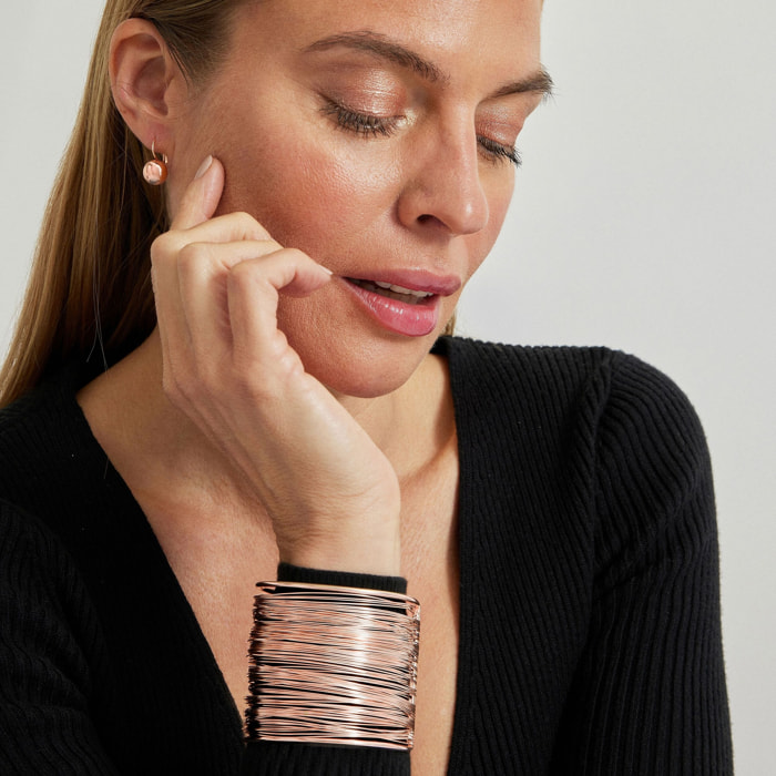 Pendientes acabados en oro rosa de 18K