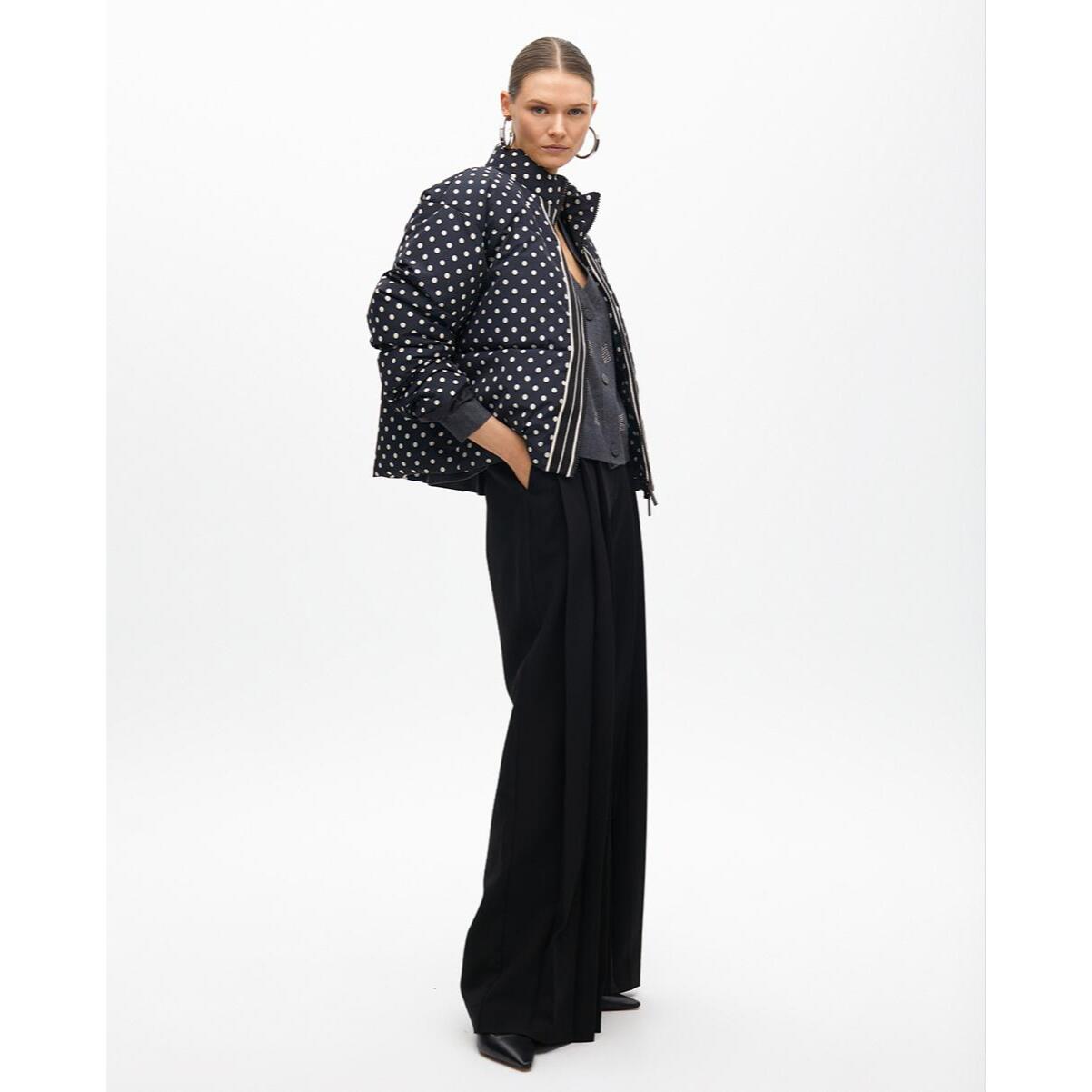 Anorak corto imbottito a pois