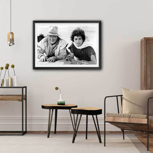Affiche photo John Wayne et Sophia Loren Affiche sous cadre noir