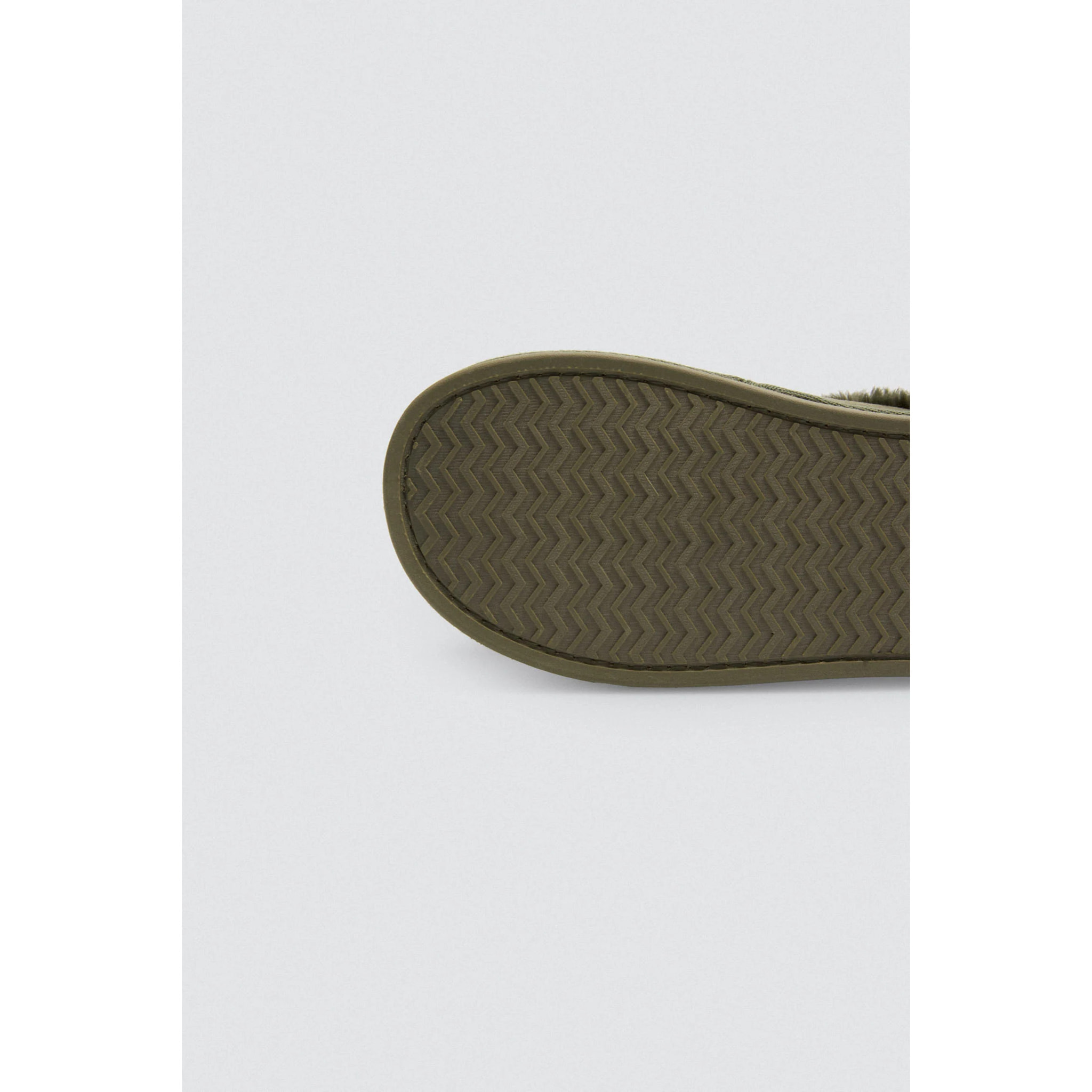 Pantofole basicohe con pelliccia