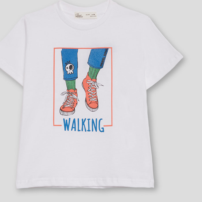 Camiseta Niño Manga Corta Algodón Blanco con Estampado Gráfico “Walking” de Zapatillas Suave y Transpirable para Verano Casual | Color: Blanco | Street Monkey