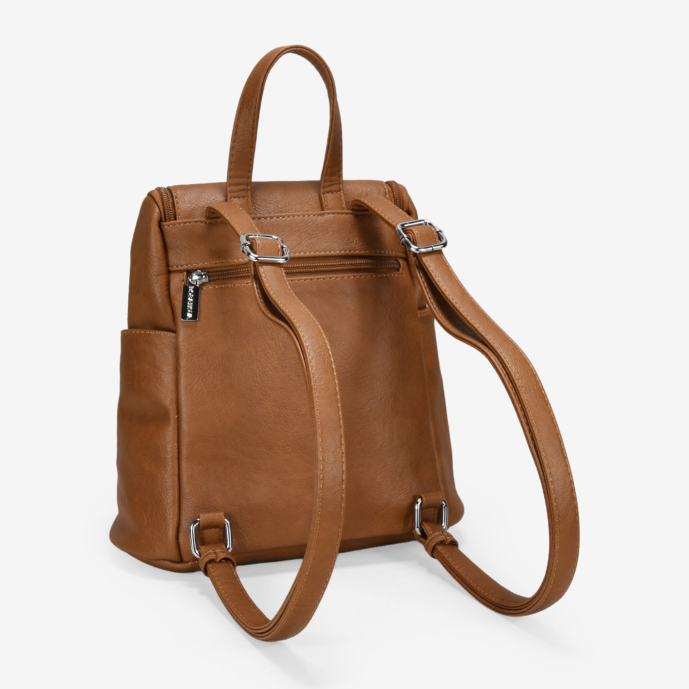 Mochila deportiva cuero con solapa