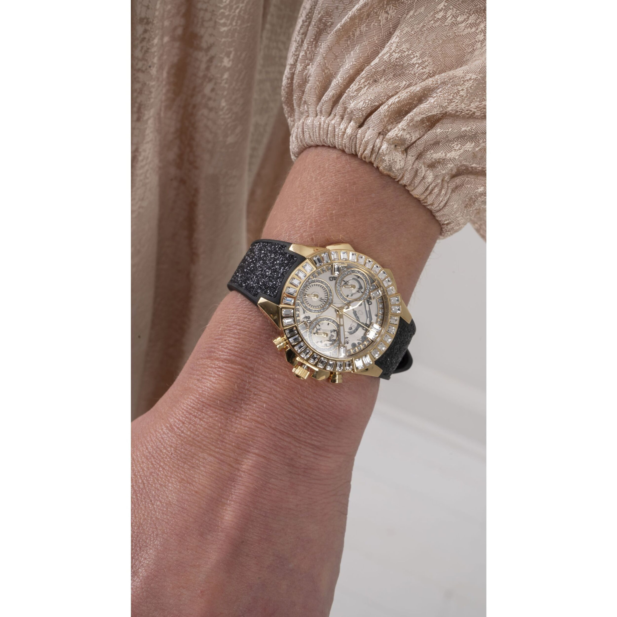 Guess Reloj Analógico De Cuarzo Bombshell