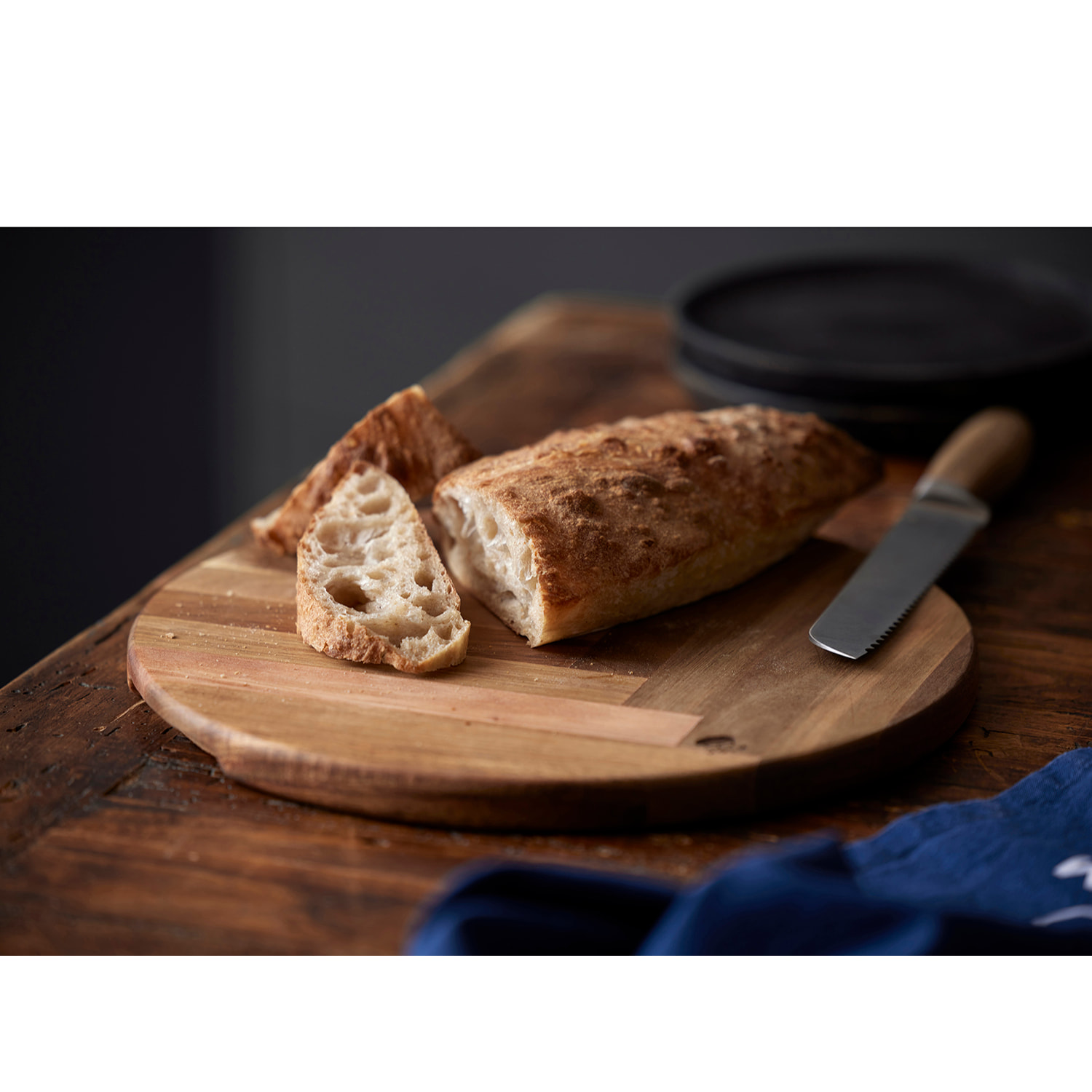 Planche à servir en acacia