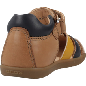 Sandalias Niño de la marca GEOX  modelo B SANDAL MACCHIA MARRON