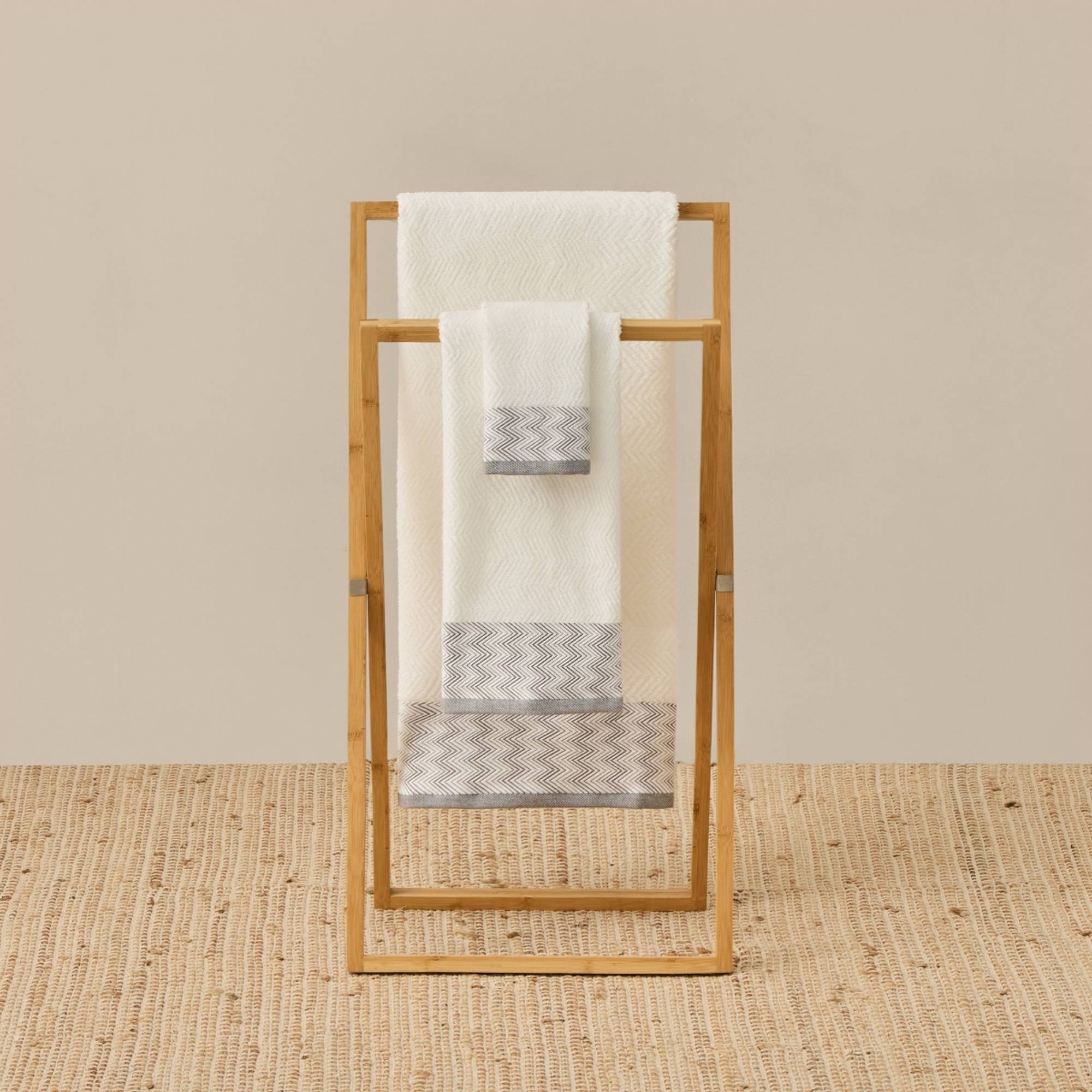 Toalla baño rizo algodón cenefa zigzag Etgrito color blanco 100% Algodón
