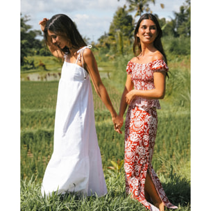 Blusa de mujer crop con tirantes caídos y cuerpo nido de abeja