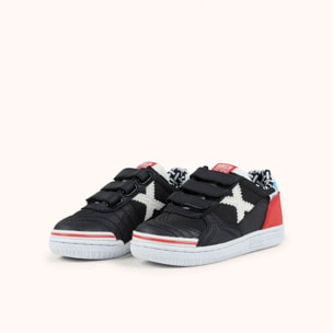MUNICH G-3 KID VCO 458 Zapatillas Infantiles de Fútbol Sala Negras con Talón Rojo y Triple Velcro