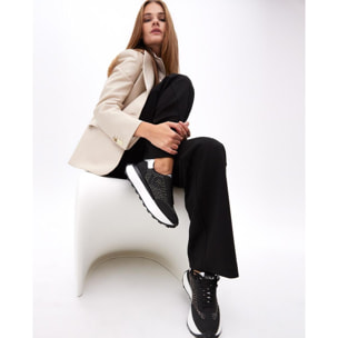 Sneakers Platform con Borchie Metalliche