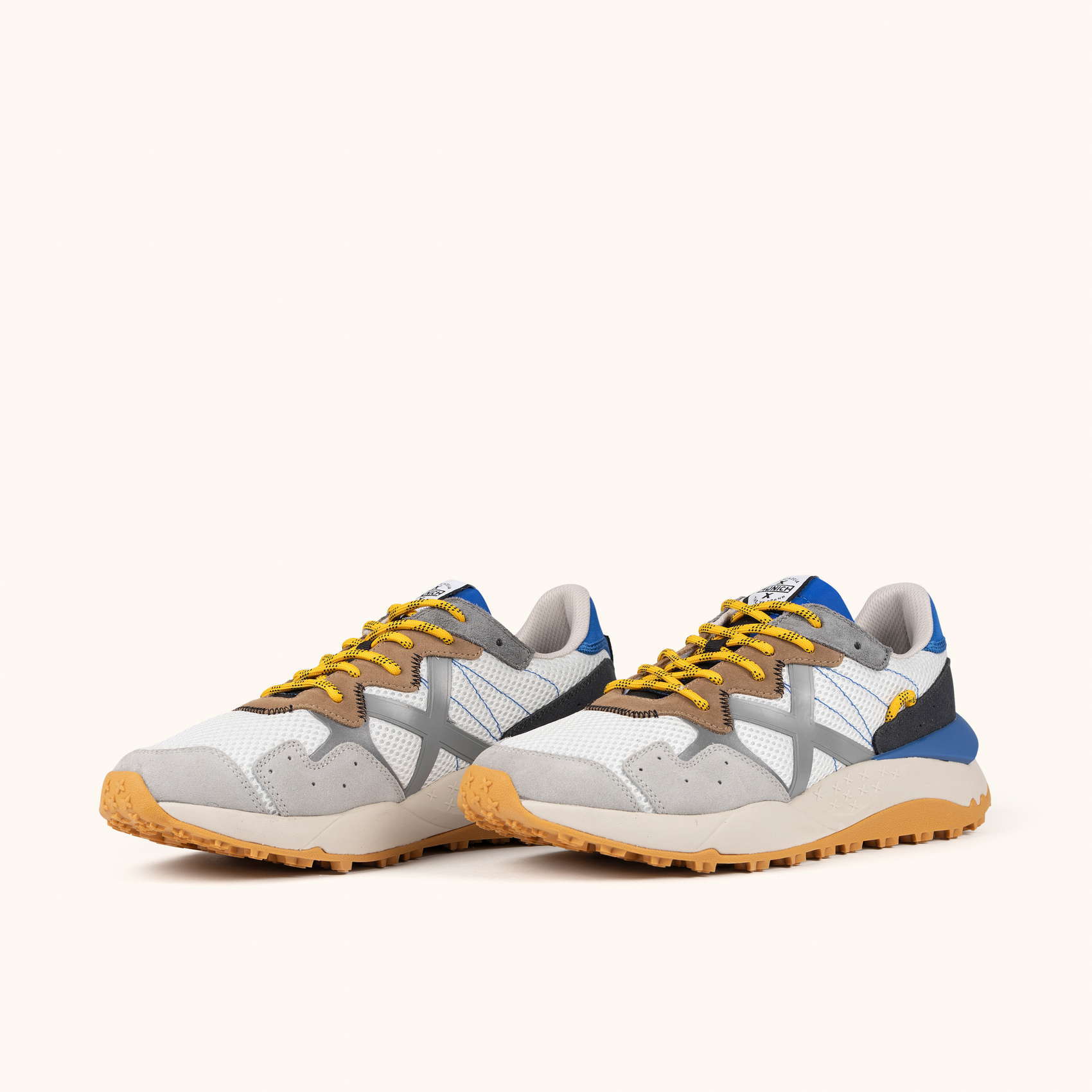 Zapatilla de Suela Chunky en Gris y Antracita MUNICH SHIBUYA 35