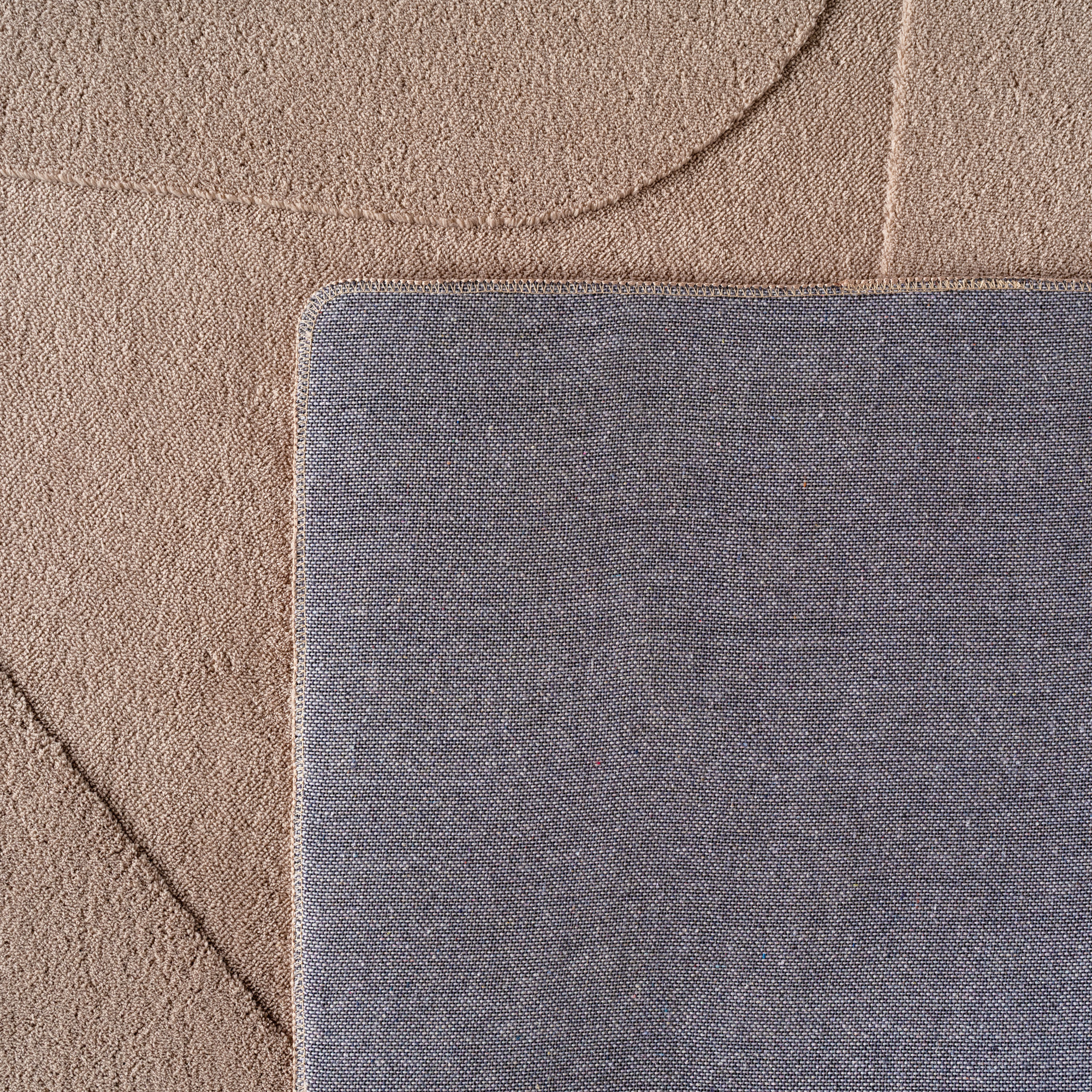 LENNY - Tapis de salon beige au design artistique