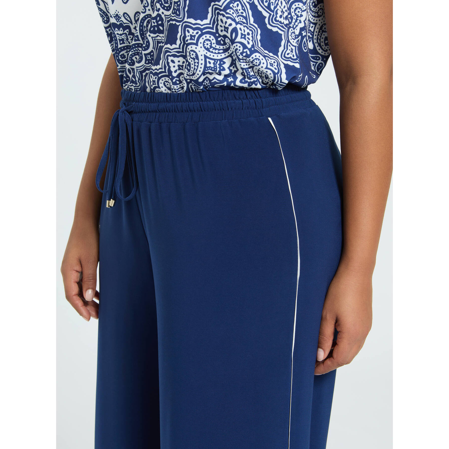 Fiorella Rubino - Pantaloni cropped in jersey - Blu