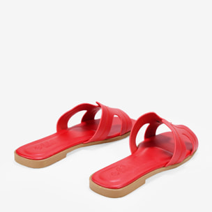 Sandalias planas rojas destalonadas