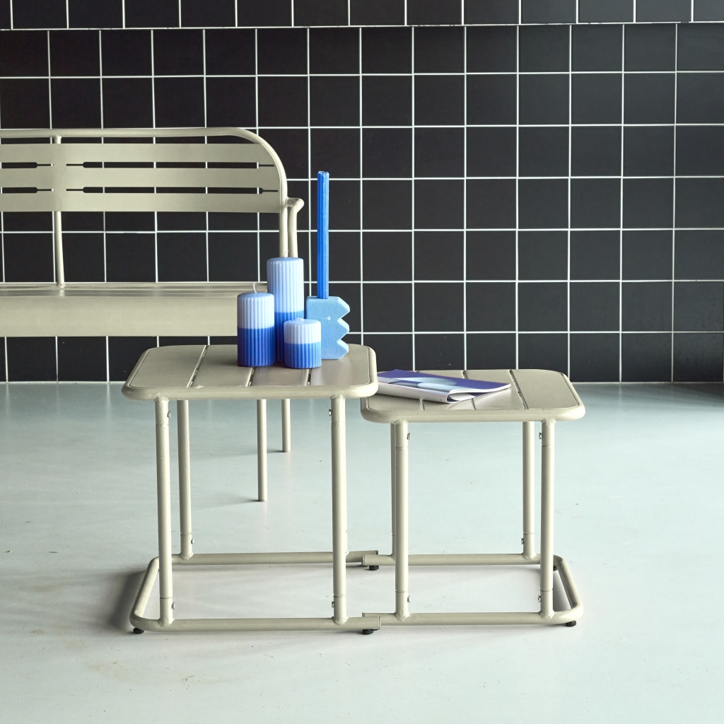 Table gigogne extérieure carrée en acier AMÉLIA