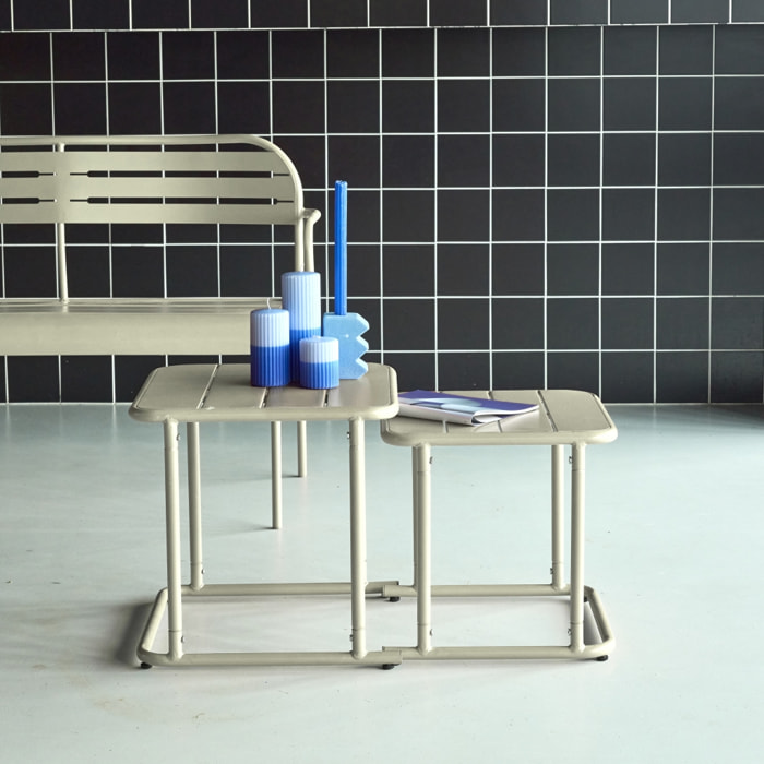 Table gigogne extérieure carrée en acier AMÉLIA